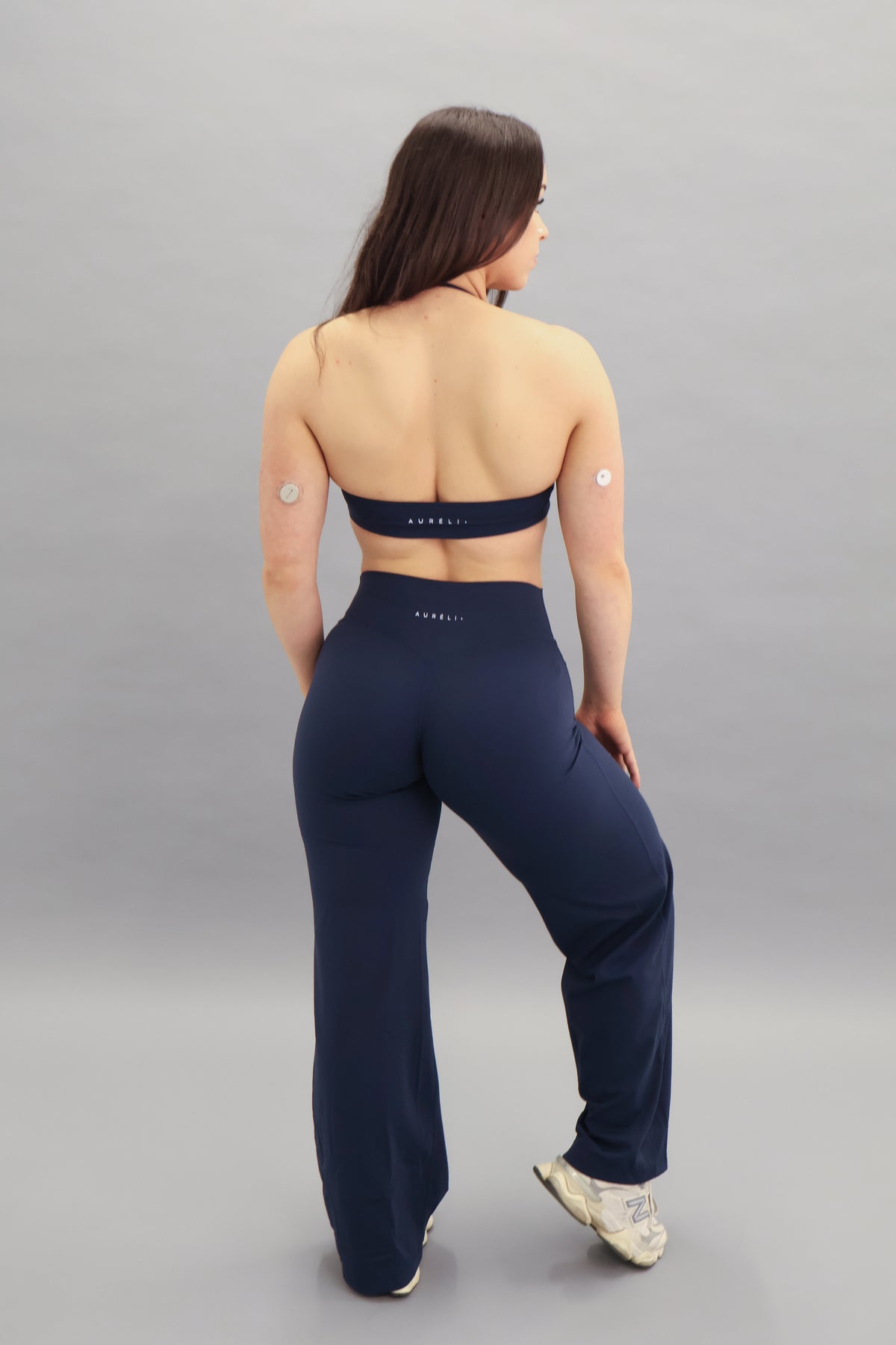 Flow Halter Crop - Navy