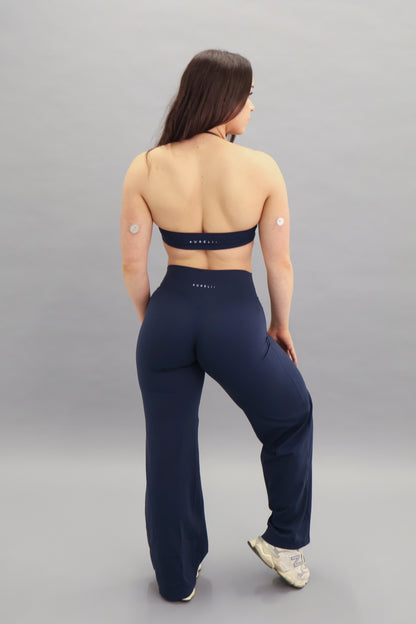 Flow Halter Crop - Navy