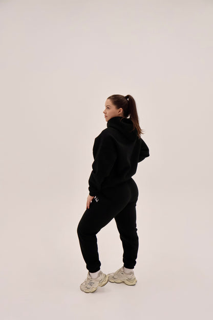Off-Duty Sweatpants - Black / White